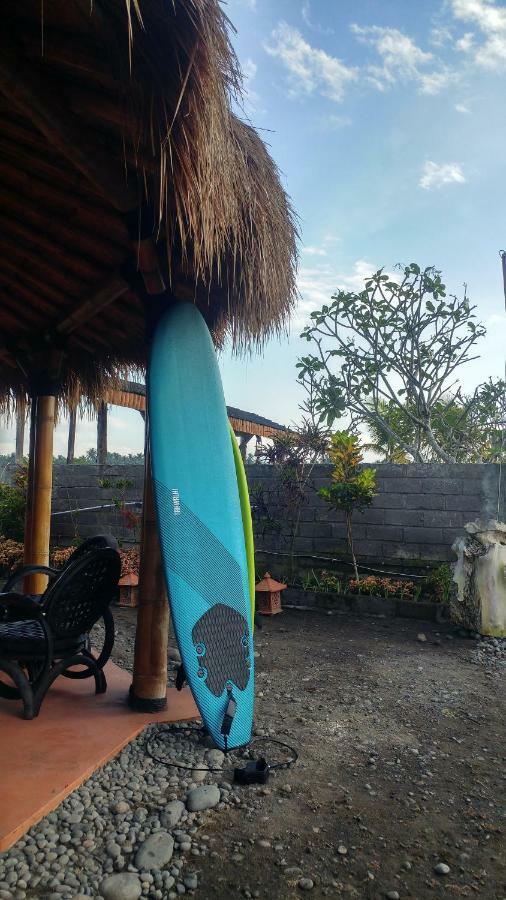 Bali Tiger Surf and Beach Camp Hotel Pulukan Exterior foto