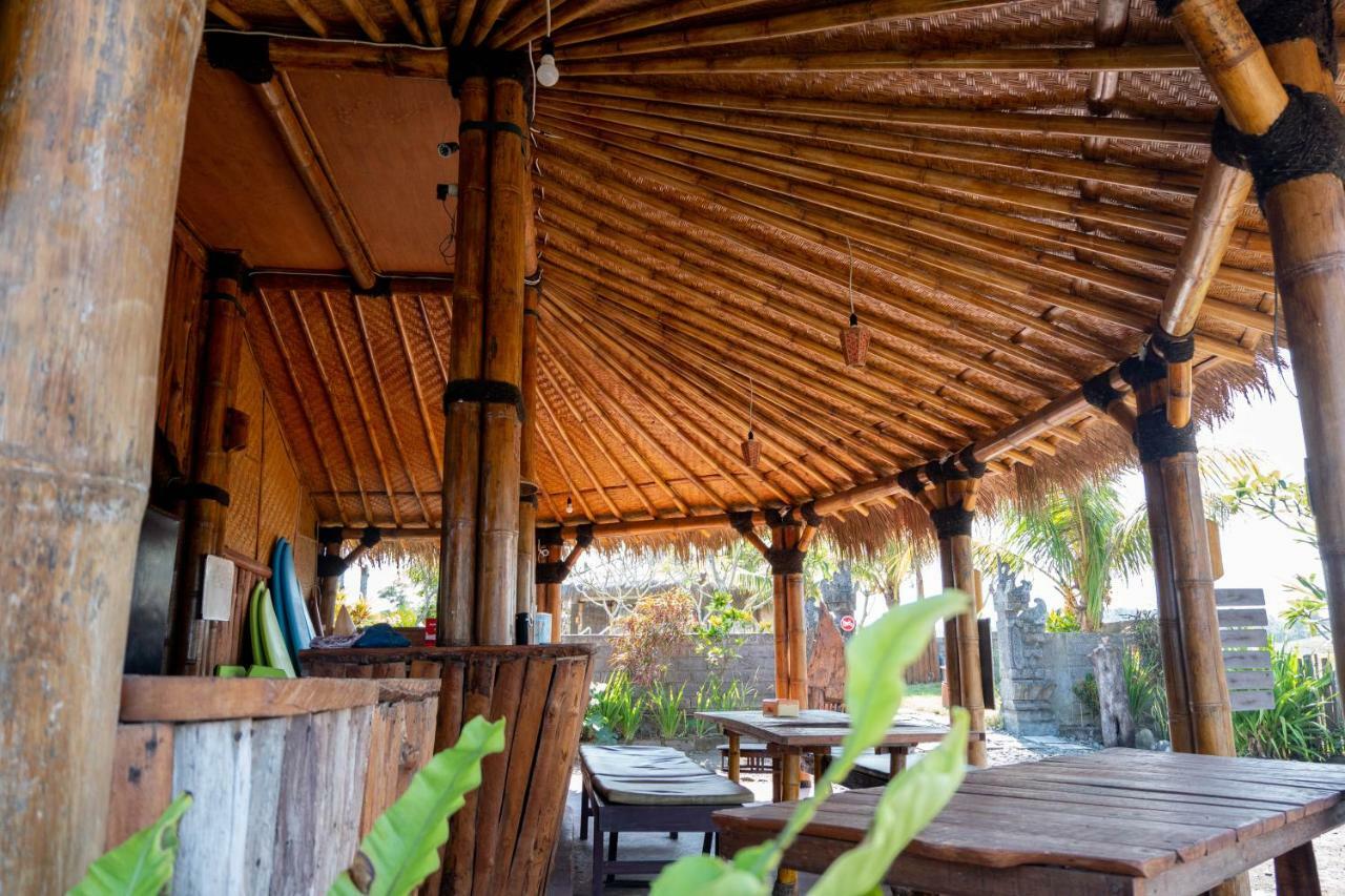 Bali Tiger Surf and Beach Camp Hotel Pulukan Exterior foto
